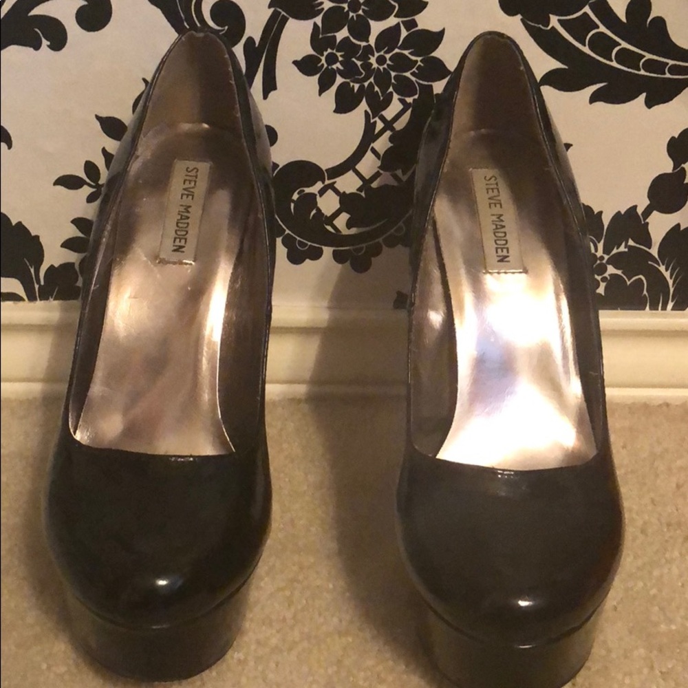Steve Madden pumps